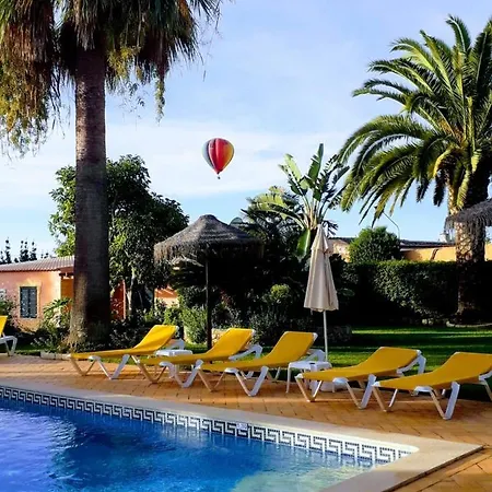 2 Bedrooms With Shared Pool Furnished Terrace And Wifi At 5 Km Away From The Beach